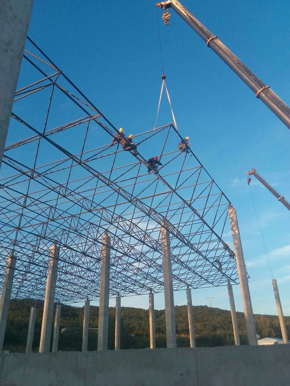 灵武汪清物流园网架